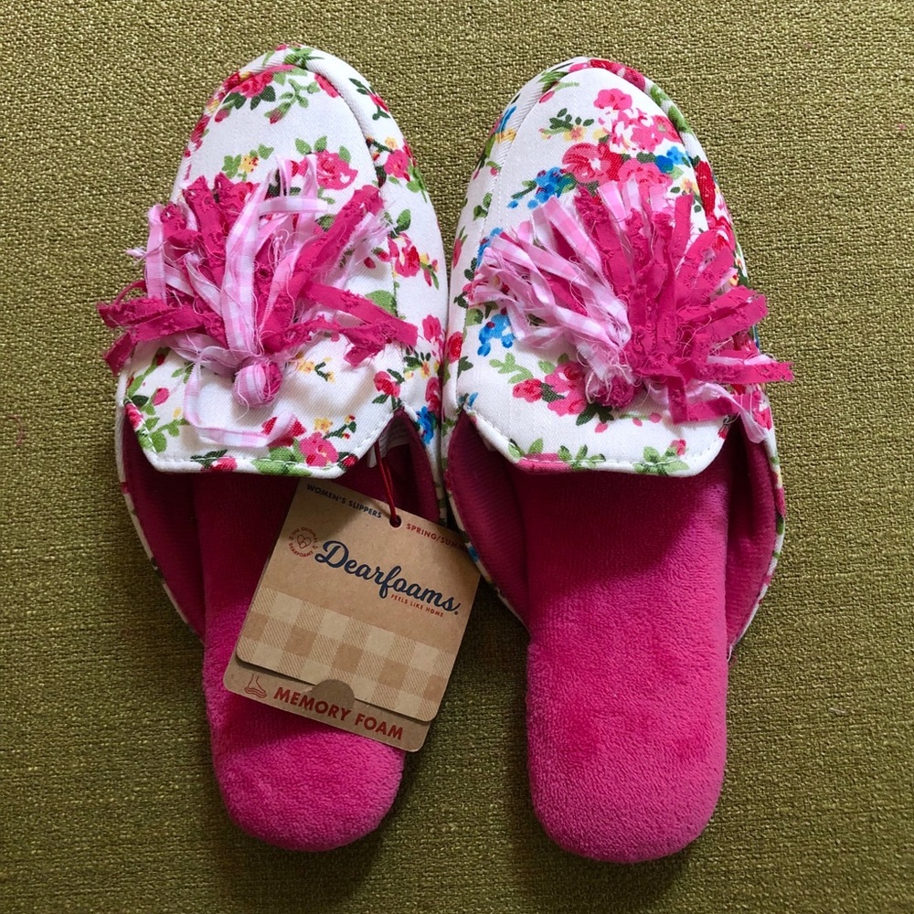 Dearfoams Pink Floral Tassel Slip-on Slipper NWT